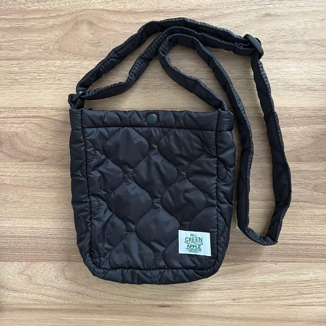 Mrs. GREEN APPLE キルティングショルダーバッグ S - メルカリ
