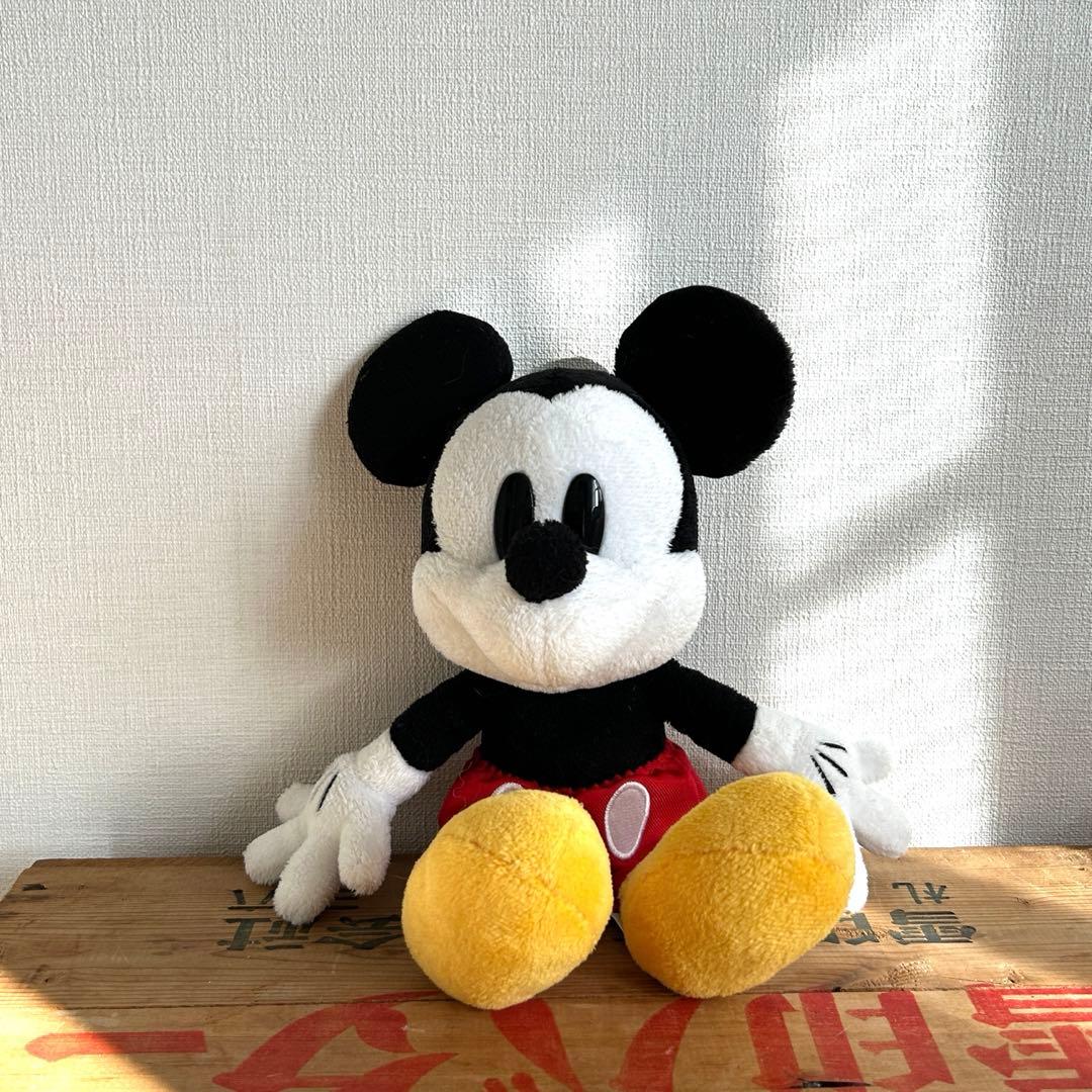 ディズニー ミッキーマウス レトロ ぬいぐるみ - メルカリ
