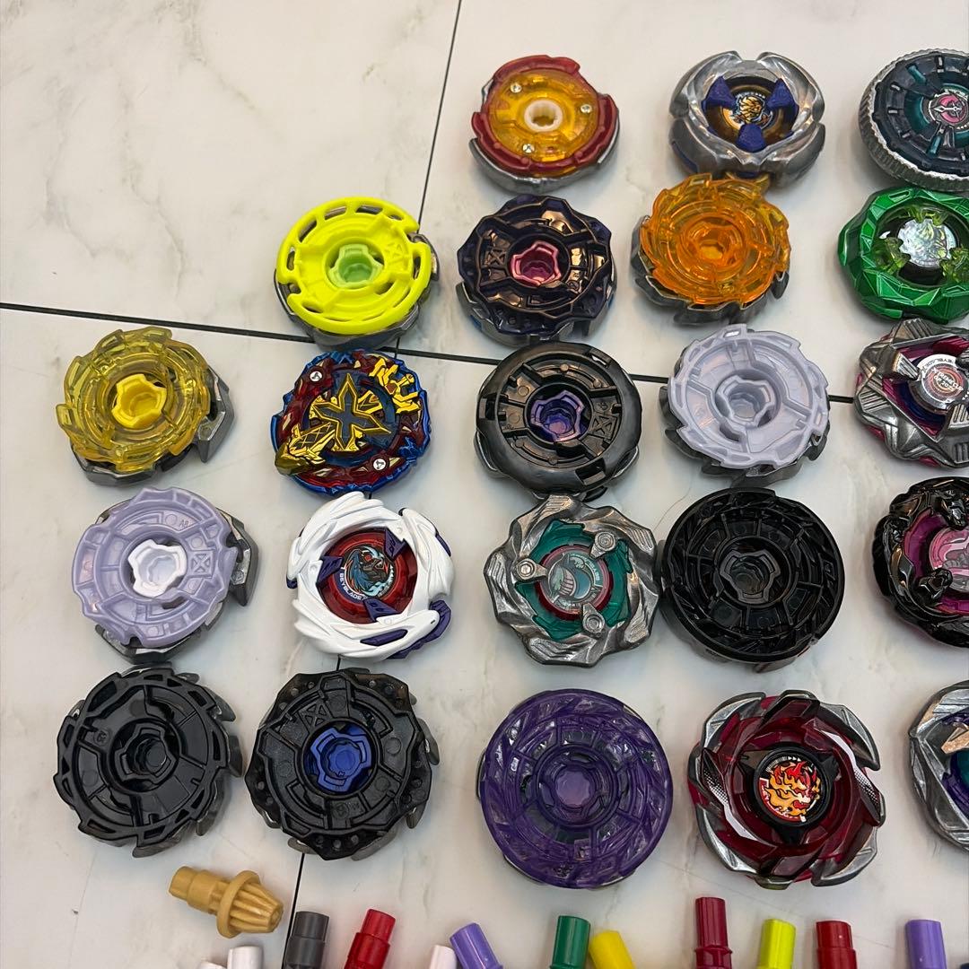 ベイブレードX 引退品 W エレベート マミーカース他レアベイ まとめ