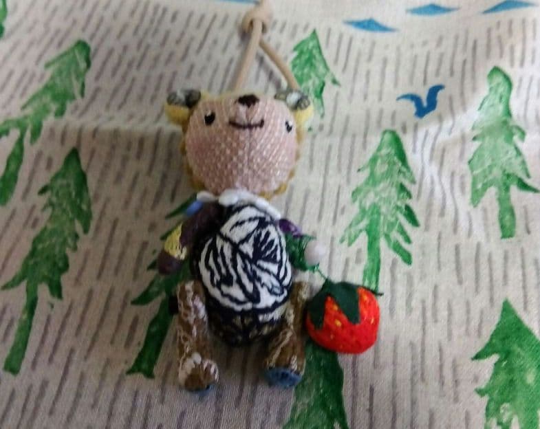 パクちゃん　森のくまちゃんチャーム&　リスちゃんミナペルホネン