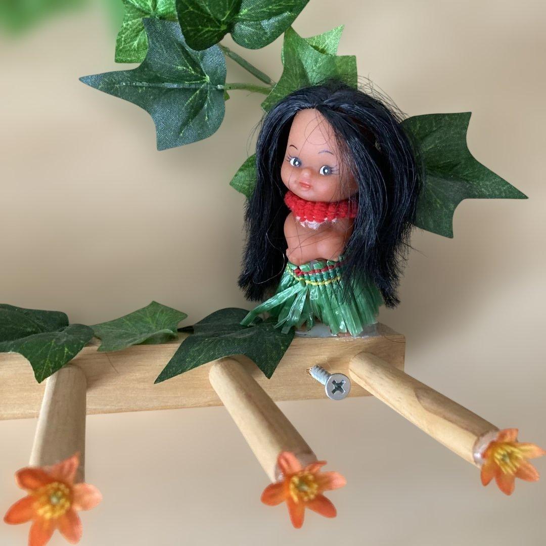 ハワイアン 日焼け ガングロ フラガール 装飾レイ アクセサリー掛け 年代物