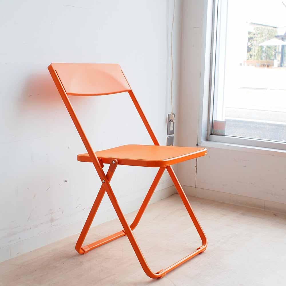 ビタミンカラーのフォールディングチェア オレンジ 折りたたみ椅子 ZR24298