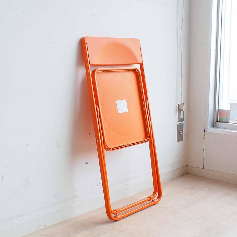 ビタミンカラーのフォールディングチェア オレンジ 折りたたみ椅子 ZR24298