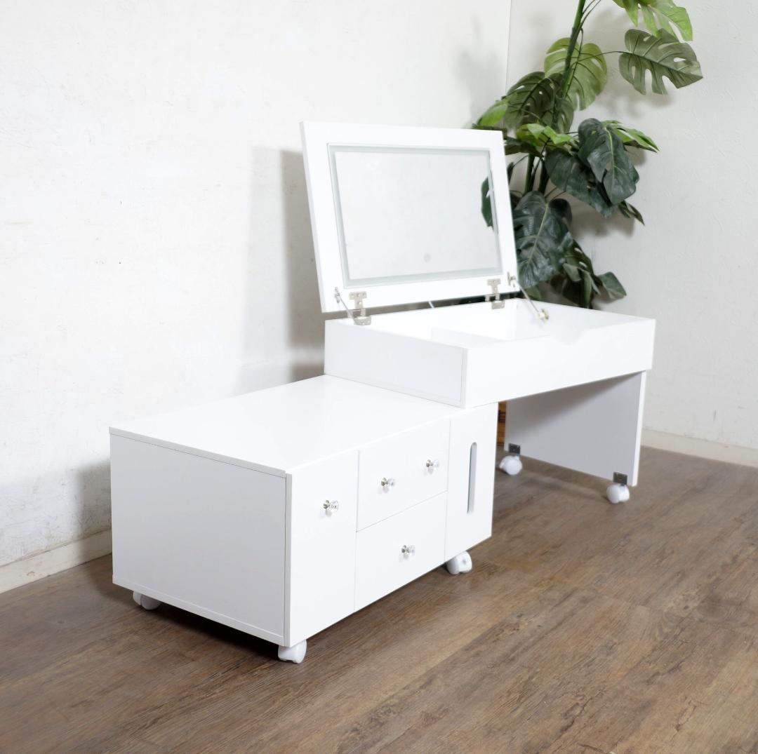 新品・未使用　LEDライト付ドレッサー ロータイプ 伸縮式コスメワゴン