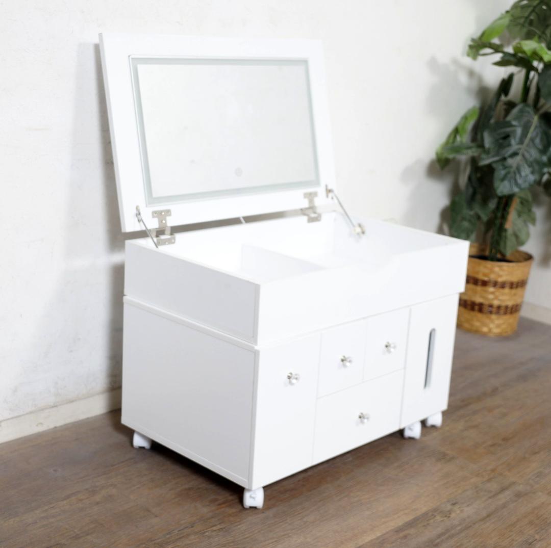 新品・未使用　LEDライト付ドレッサー ロータイプ 伸縮式コスメワゴン