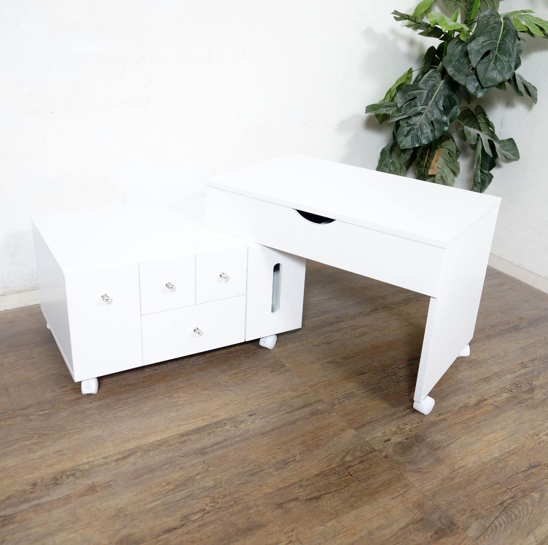 新品・未使用　LEDライト付ドレッサー ロータイプ 伸縮式コスメワゴン