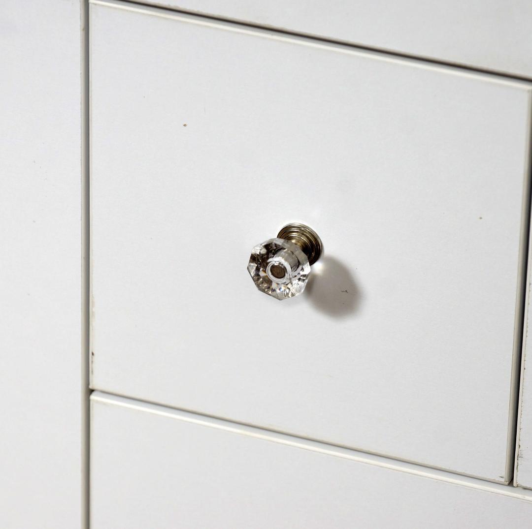 新品・未使用　LEDライト付ドレッサー ロータイプ 伸縮式コスメワゴン