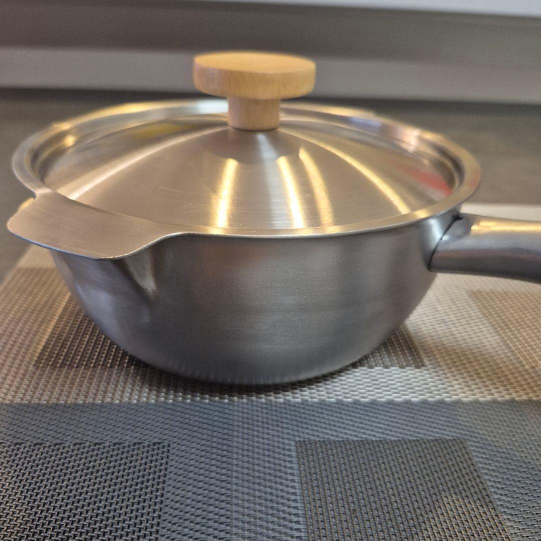 新品 aikata アイカタ 両口ステンレス雪平鍋フタ付き 18cm