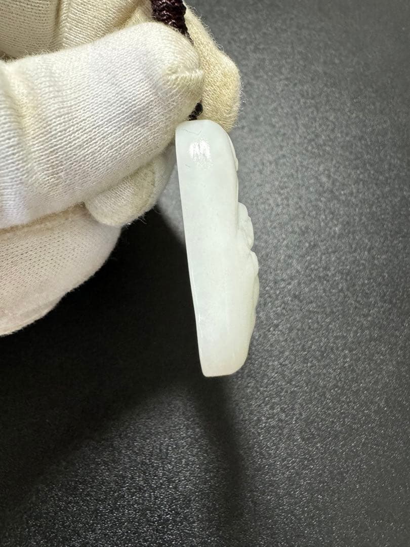 羊脂白玉和田玉 天然石 仏像 ペンダントトップ本玉 天然石 中国美術 旧家蔵出し