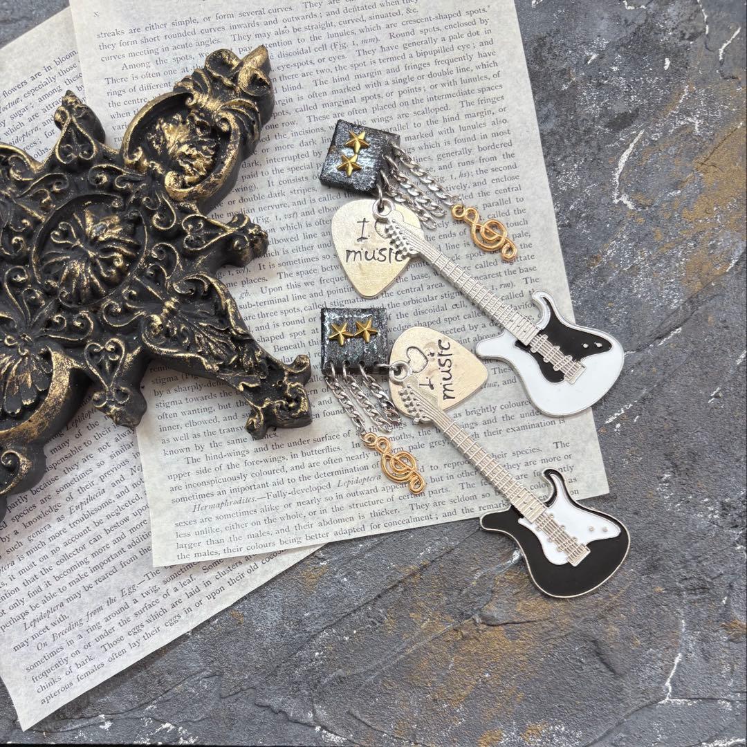 もっちゃん様orderページ‼︎ ハンドメイドピアス❤️最長12/1迄お取置き可能