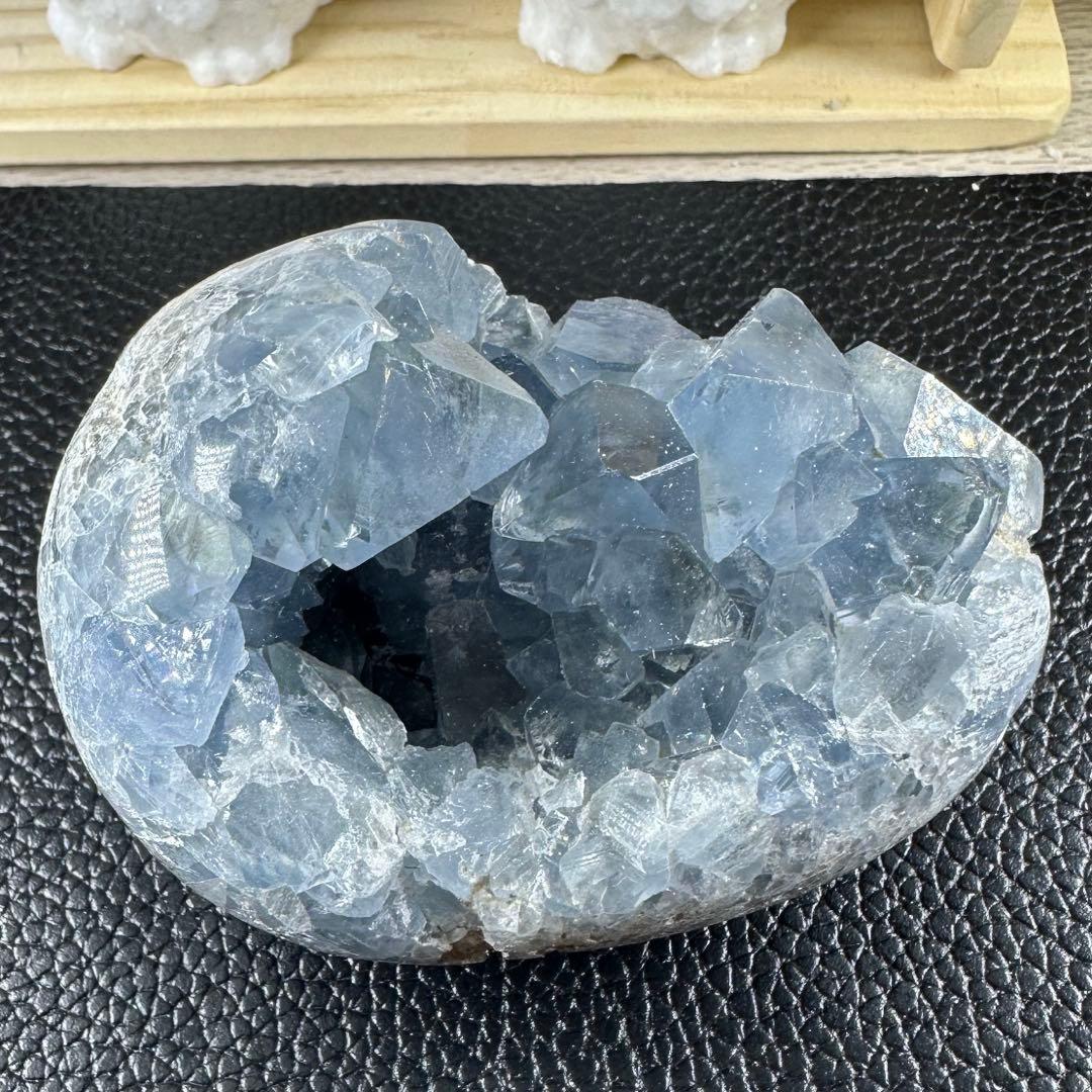 セレスタイト 天使の石 原石 クラスター