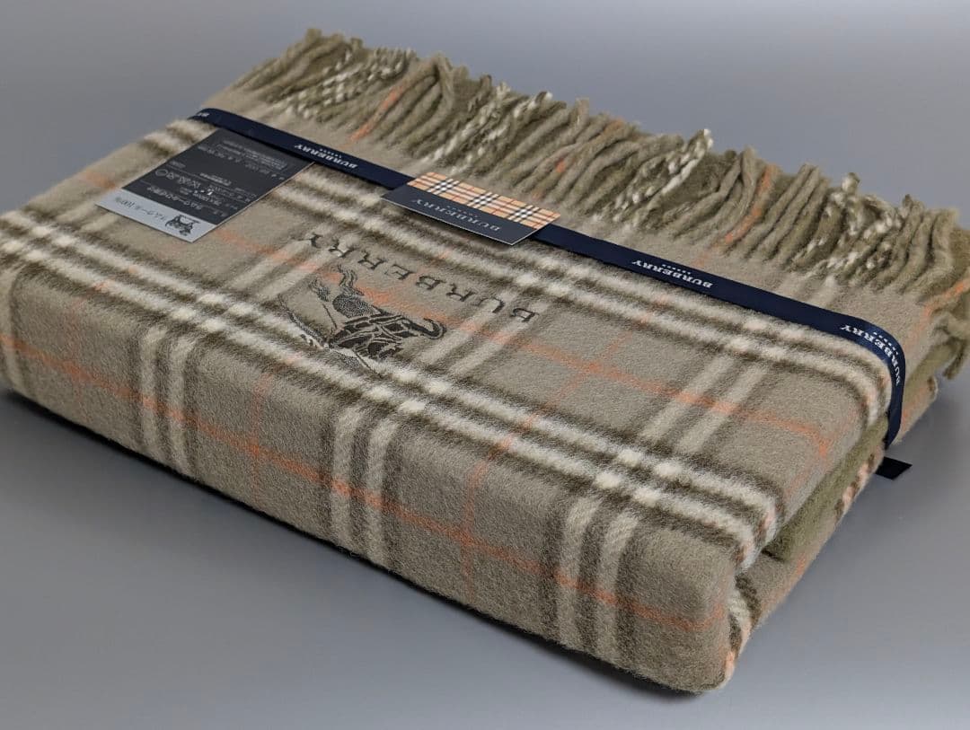 BURBERRY ウールチェックひざ掛け 75×130cm