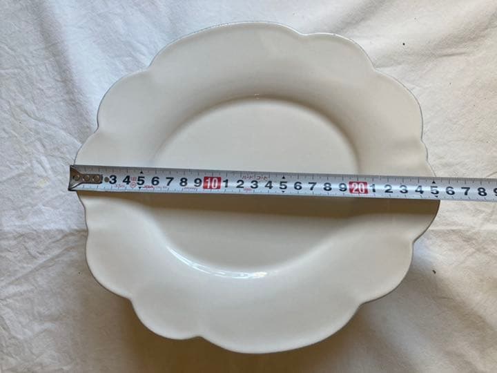 cote table PETALE WHITE　花リム　ペタル　デザートプレート