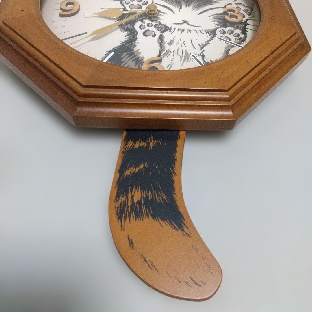 超貴重！ベビーダヤン♪ にゃんキューテイル振子時計 尻尾ゆらゆら