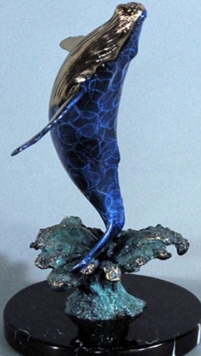 ラッセンのクジラのブロンズ オブジェ - メルカリ