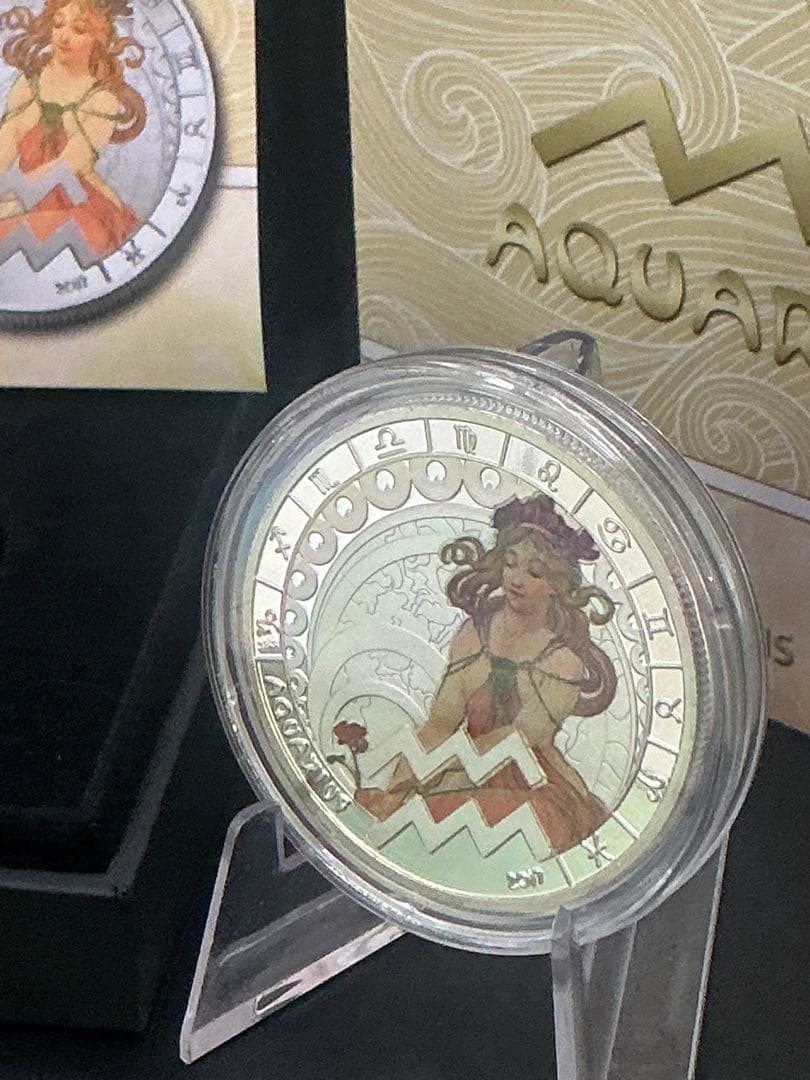 ミュシャ × 黄道十二宮 ― 水瓶座、Aquarius　銀メッキ付き白銅貨