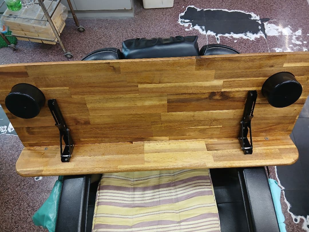 ハイエースセカンドテーブル(支柱無し)キャラバンにも