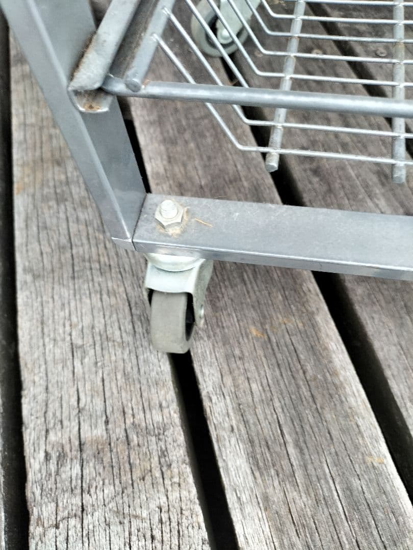 メタル　CDラック CDタワー 136 cm