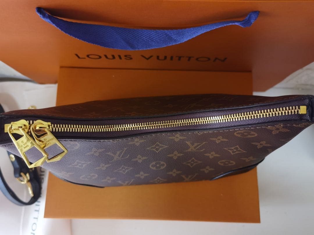 ☆週末限定価格☆ モノグラム ショルダーバッグ