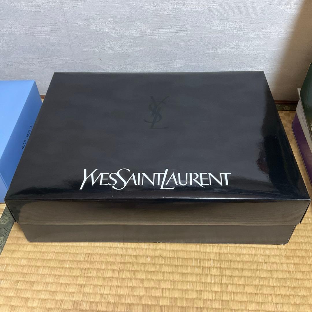 Yves Saint Laurent 綿毛布 2枚セット