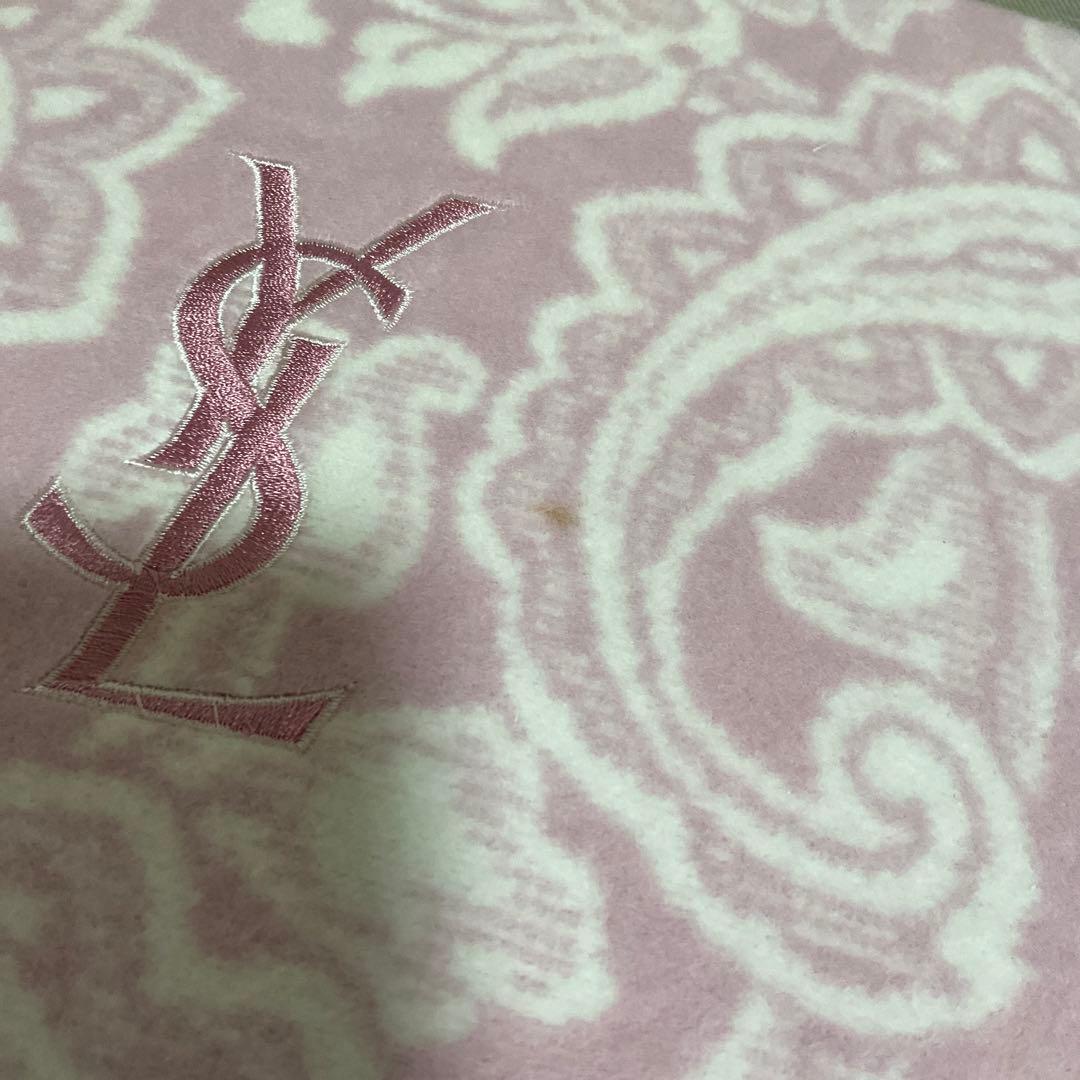 Yves Saint Laurent 綿毛布 2枚セット