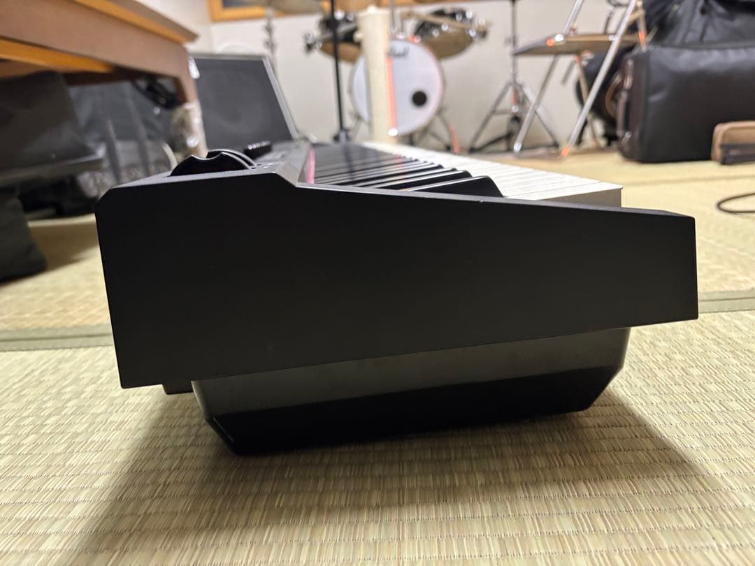 Roland RD-88 純正キャスターケース付き（単品販売もあります