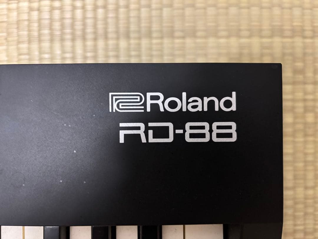 Roland RD-88 純正キャスターケース付き（単品販売もあります
