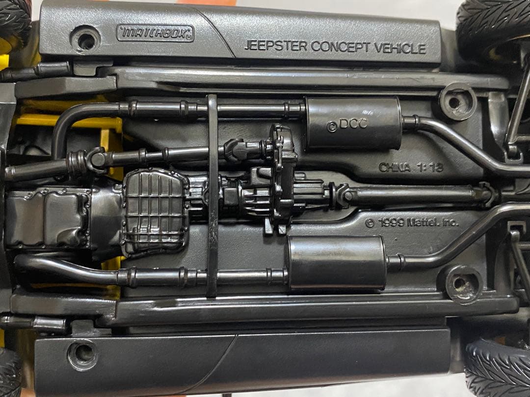 ミニカー MATCHBOX JEEPSTER CONCEPT VEHICLE 1/18