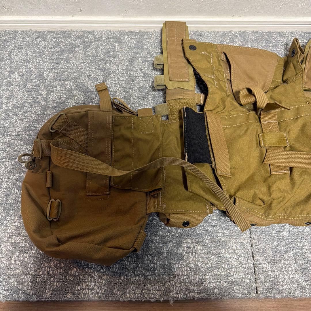 Crye AVS デタッチャブル チェストリグ コヨーテ - メルカリ