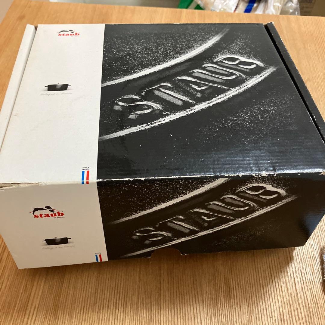 Staub ココットラウンド　20cm