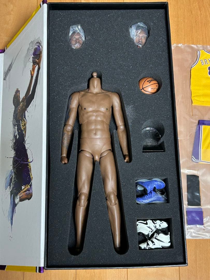Kobe Bryant 24 Lakers フィギュア
