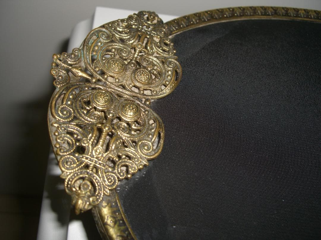 レア希少★プチポワン★ブラック×刺繍ガラスドレッシングトレー★アンティーク品