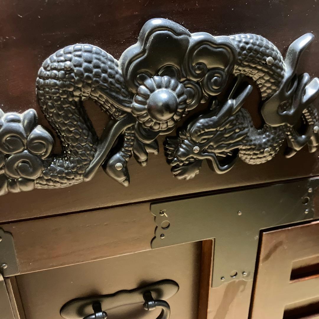 車ダンス　収納家具　龍　からくり箪笥　引出し