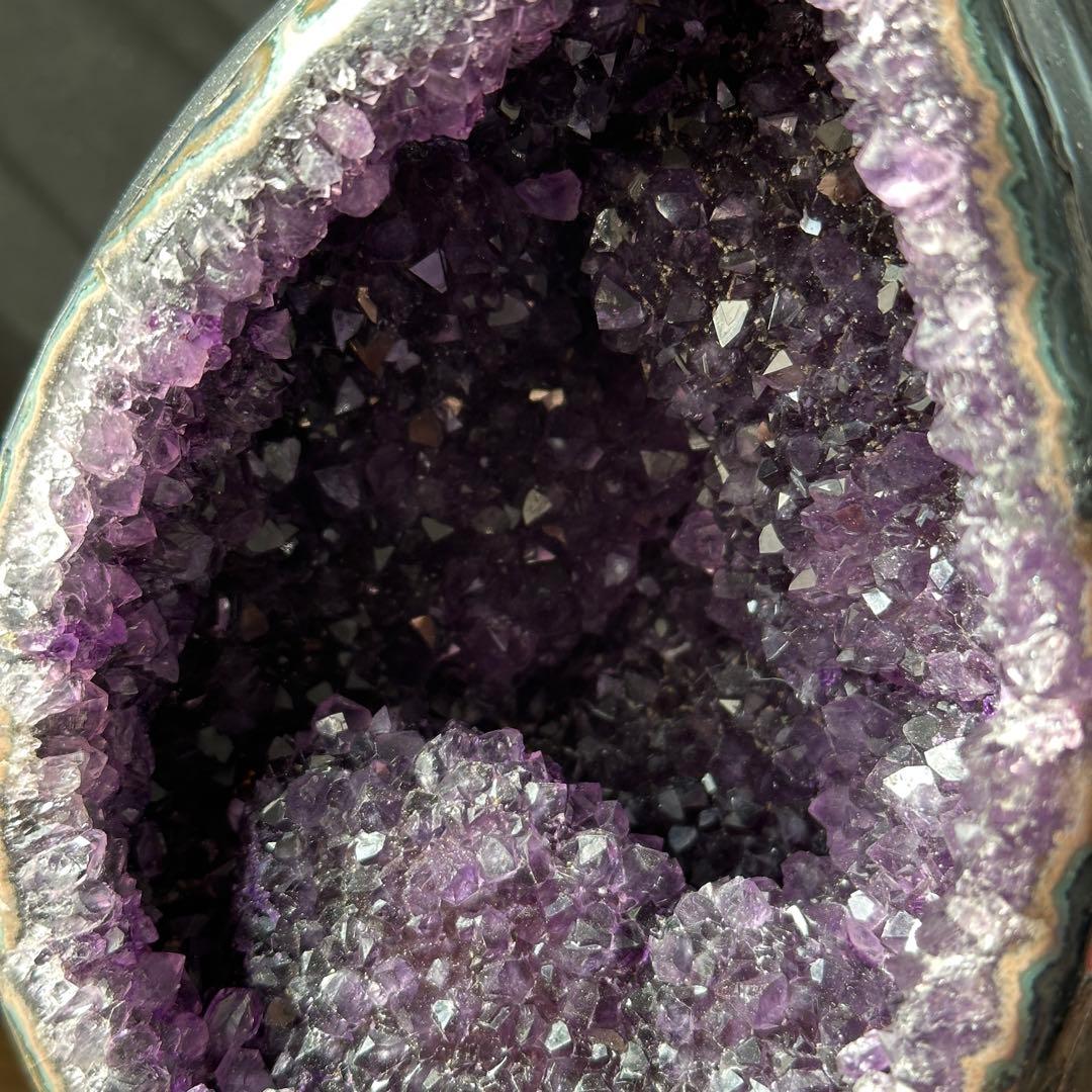 ブラジル産❣️天然石 アメジストの龍卵　ドーム　置物G.284