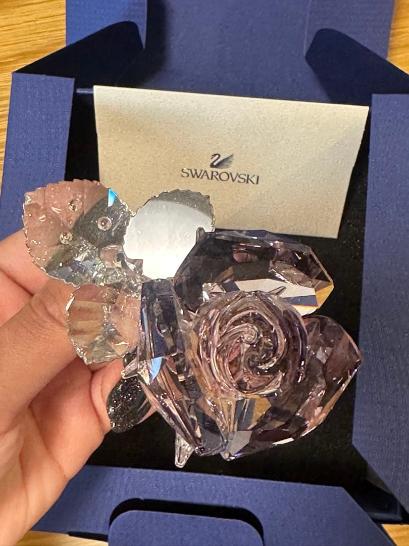 新品スワロフスキーSWAROVSKI薔薇