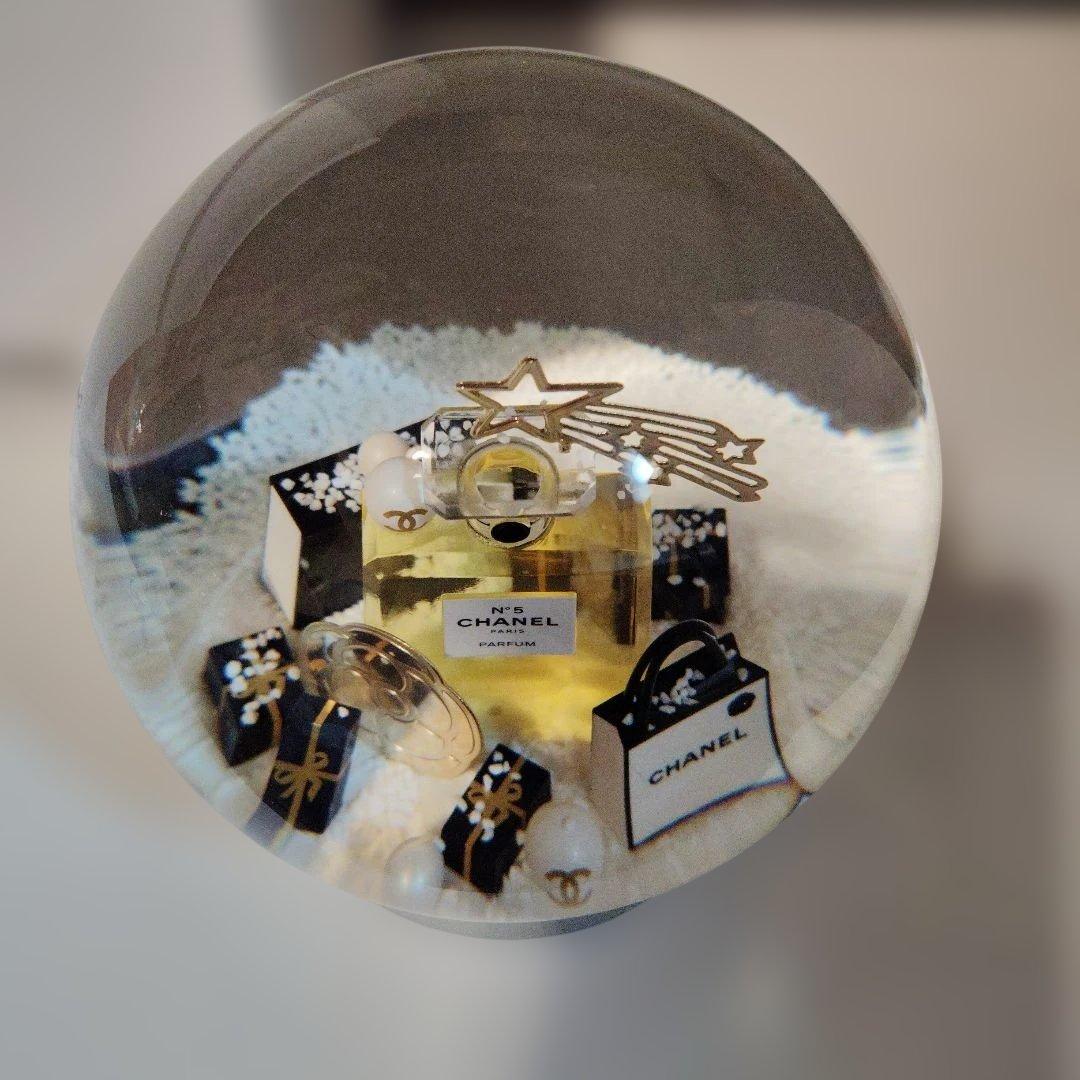 CHANEL ビューティー スノードーム 2025 - メルカリ