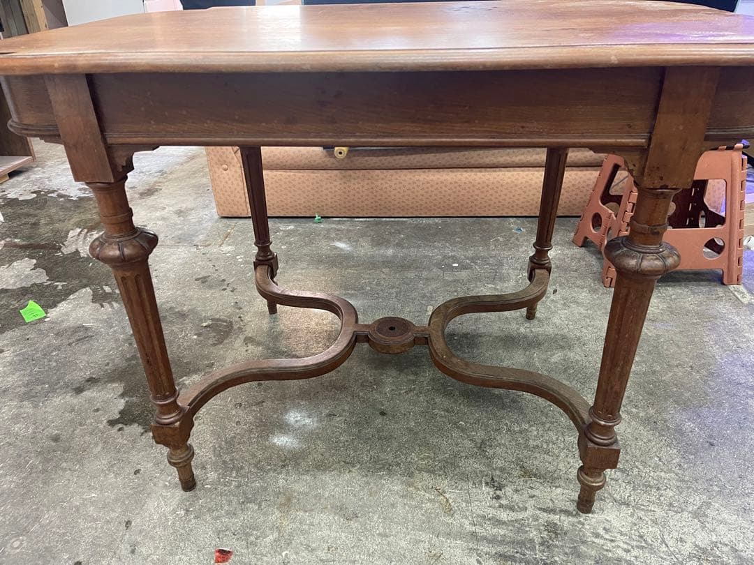 ルイフィリップ様式のサイドテーブル