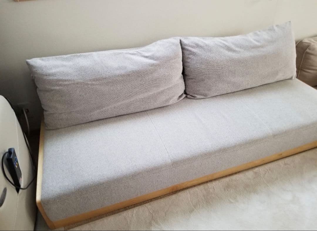 MODERN DECO 3人掛け ベッドソファ リクライニングソファ　人気モデル