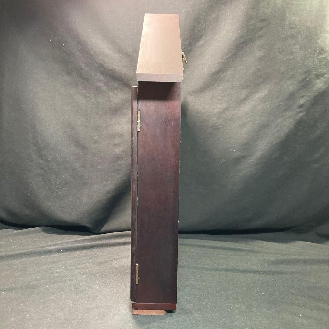 レトロ《ミニチュアフィギュリン》 壁掛けインテリア 木製ボックス