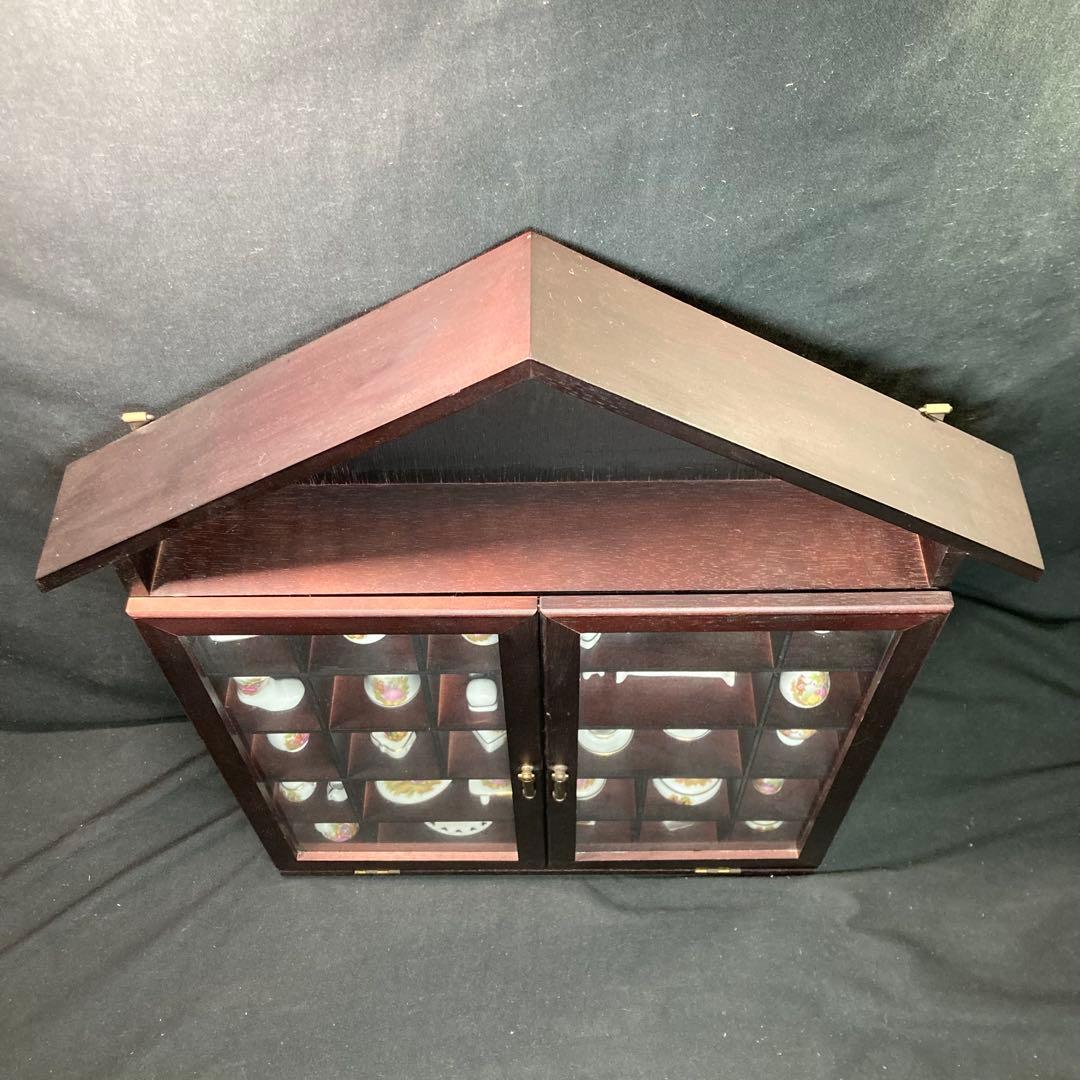 レトロ《ミニチュアフィギュリン》 壁掛けインテリア 木製ボックス