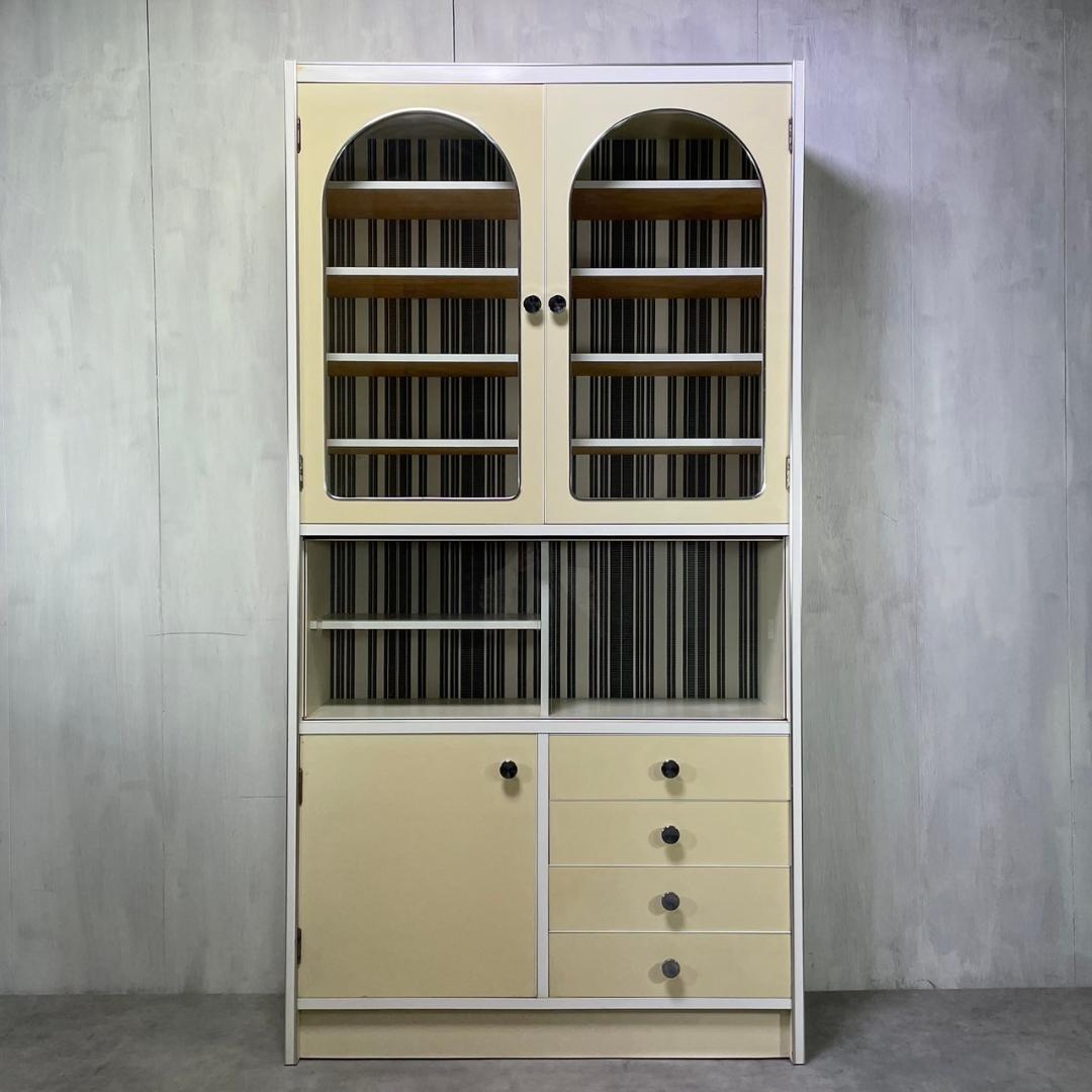 70's 昭和レトロ レトロポップ 食器棚 ホワイト 収納 当時物 - メルカリ