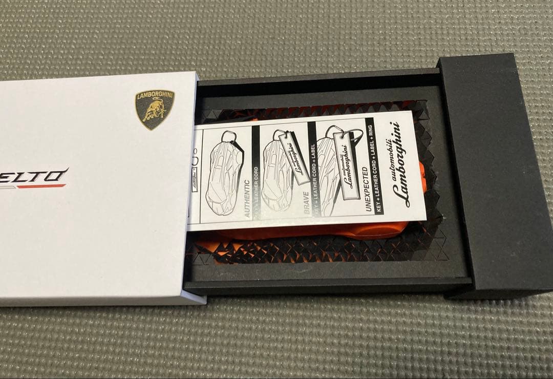 超希少 ランボルギーニ レヴエルト 新車購入特典 純正 キーケース