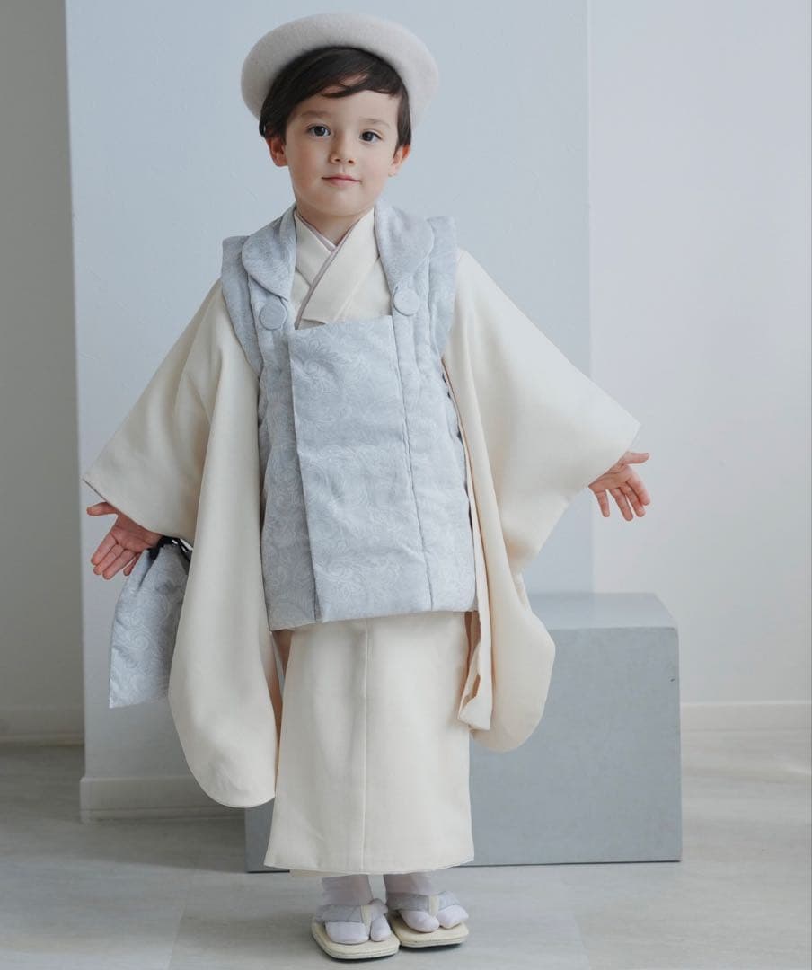 七五三　3歳 被布コート グレー　男の子 utatane お正月　正月　初詣