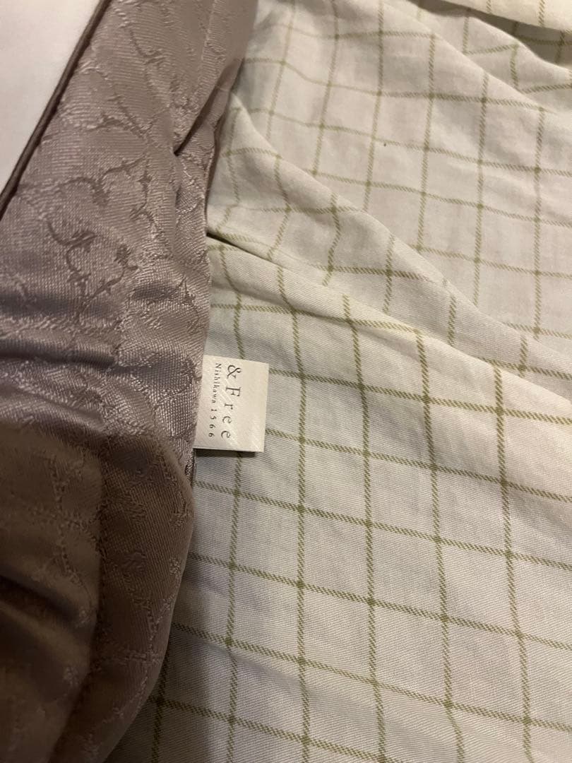 西川　枕　シルク枕カバー付