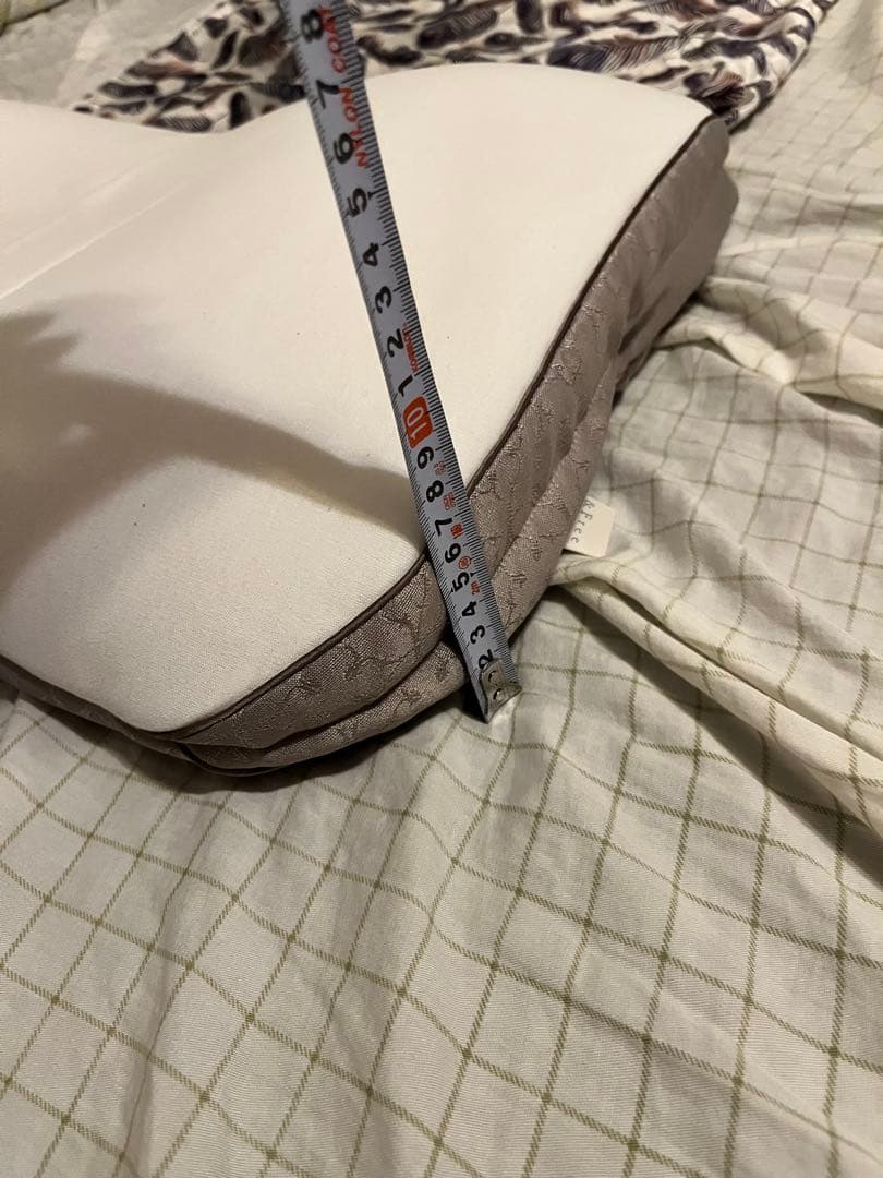 西川　枕　シルク枕カバー付