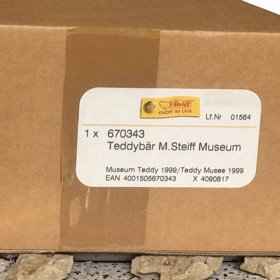 シュタイフ ミュージアム ベア ペンダント 専用ダンボール 紙タグ テディベア
