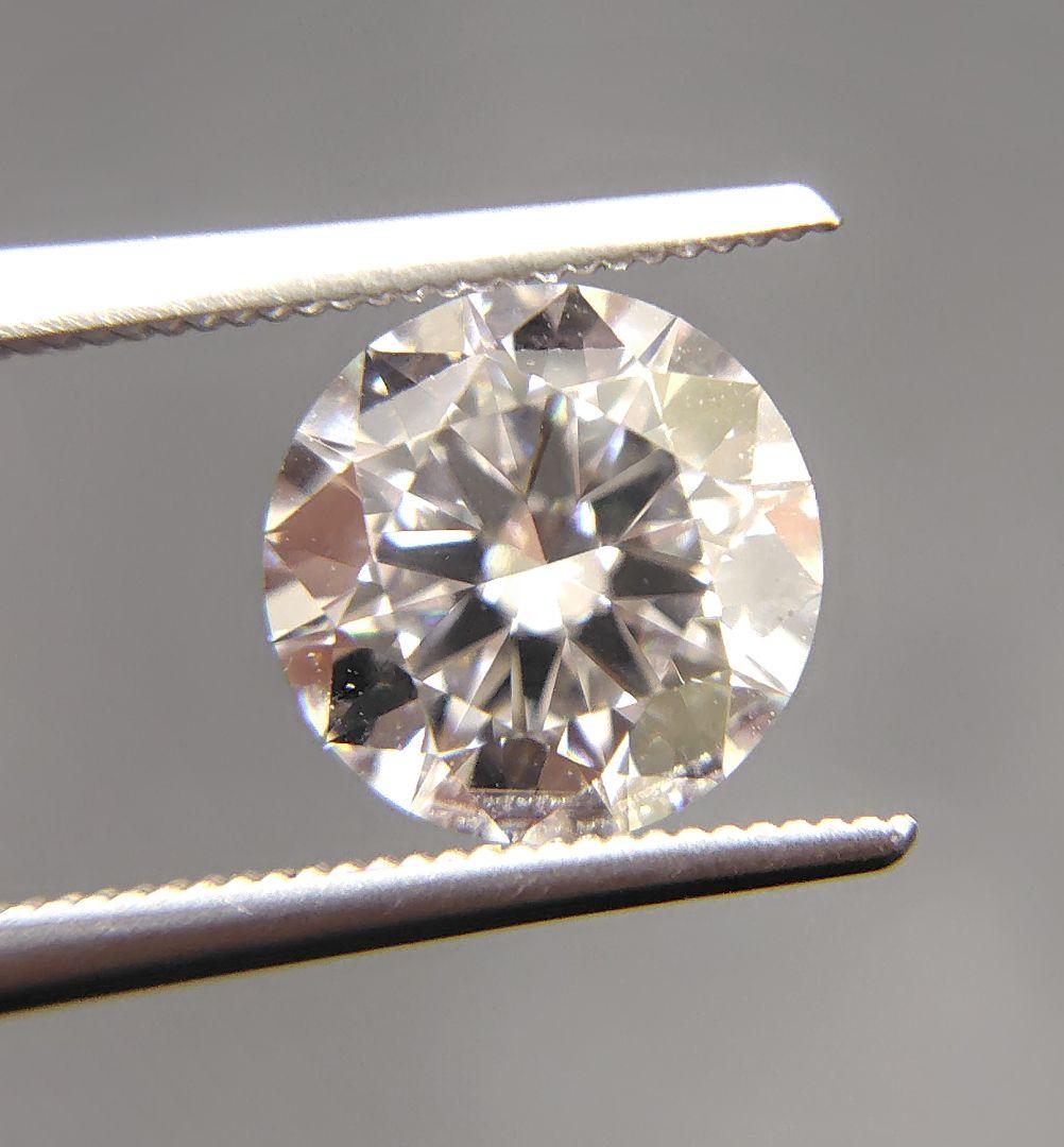 ラボグロウンダイヤモンド 2.01ct Eカラー VVS2 3EX IGI鑑定