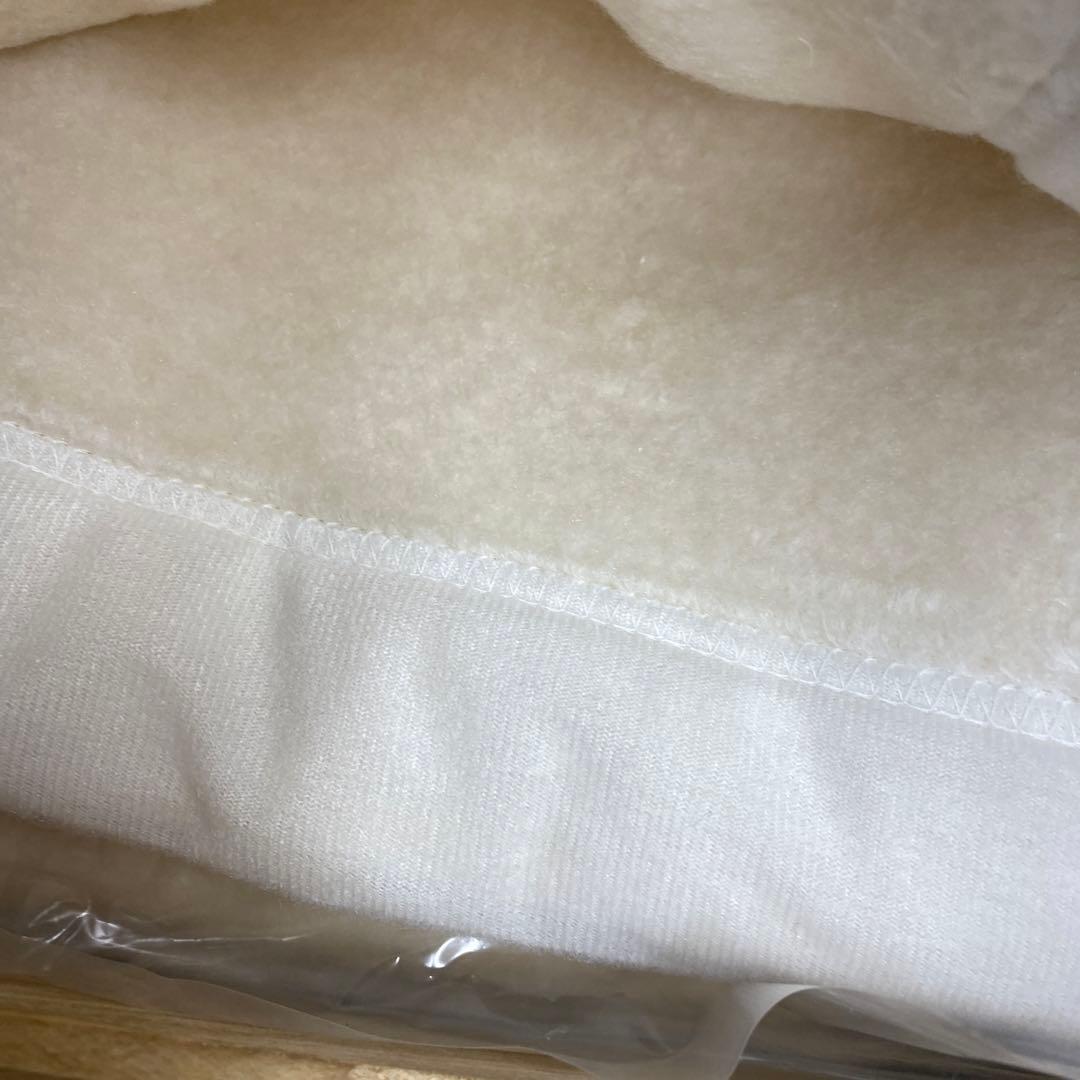 絹100% 桐箱入り　毛布　中国産