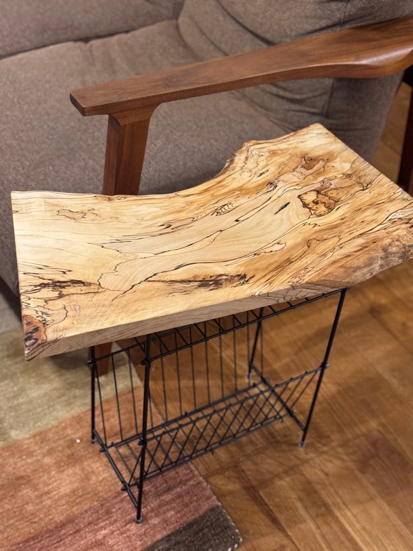 栃　一枚板　サイドテーブル