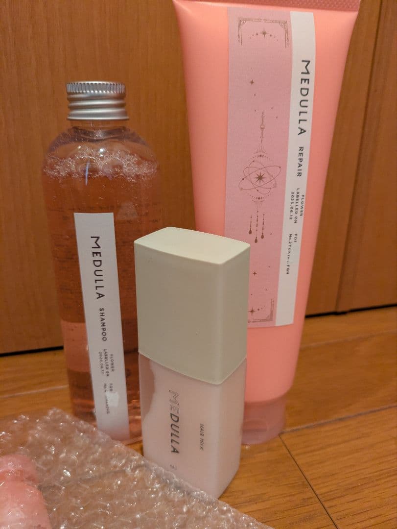 MEDULLA シャンプー トリートメント エッセンス セット - メルカリ